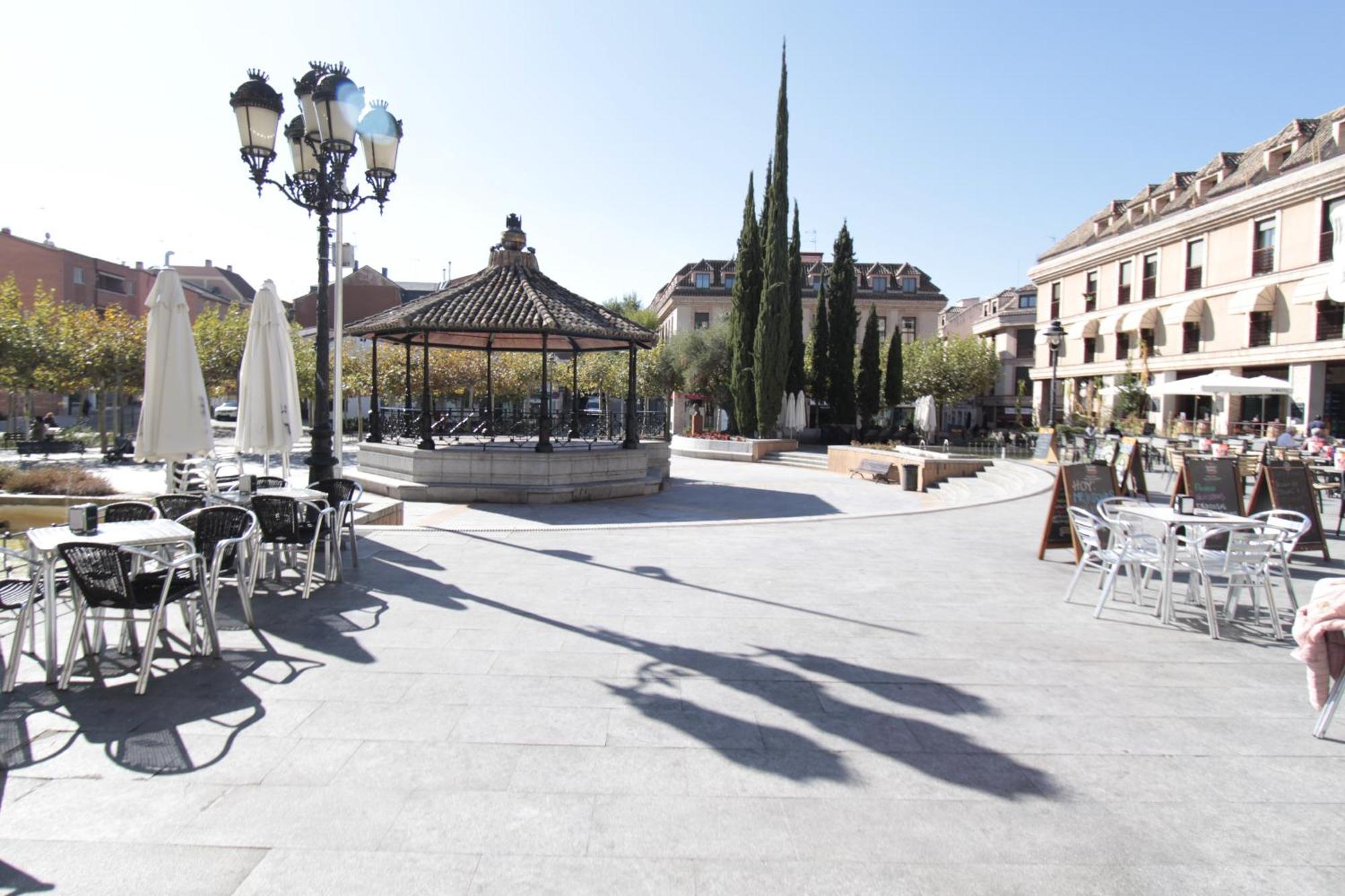 Apartamento Plaza Espana Las Rozas Exteriör bild