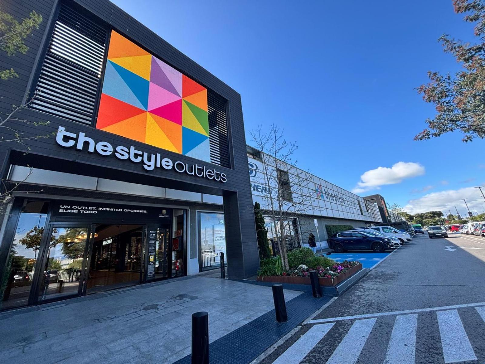 Apartamento Plaza Espana Las Rozas Exteriör bild